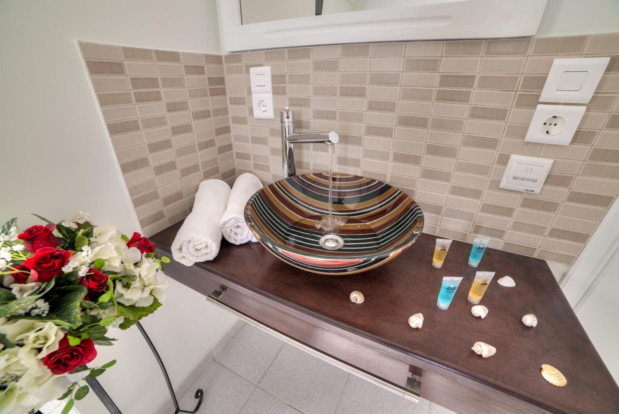 Agios Georgios  Pantheon Hotel חדר תמונה