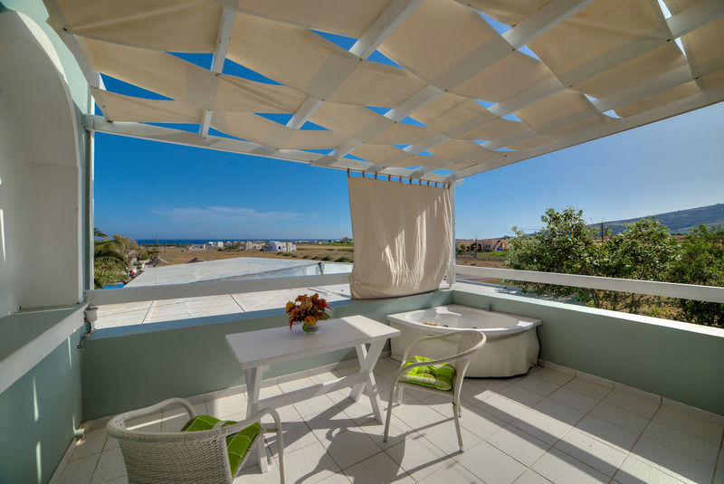 Agios Georgios  Pantheon Hotel מראה חיצוני תמונה