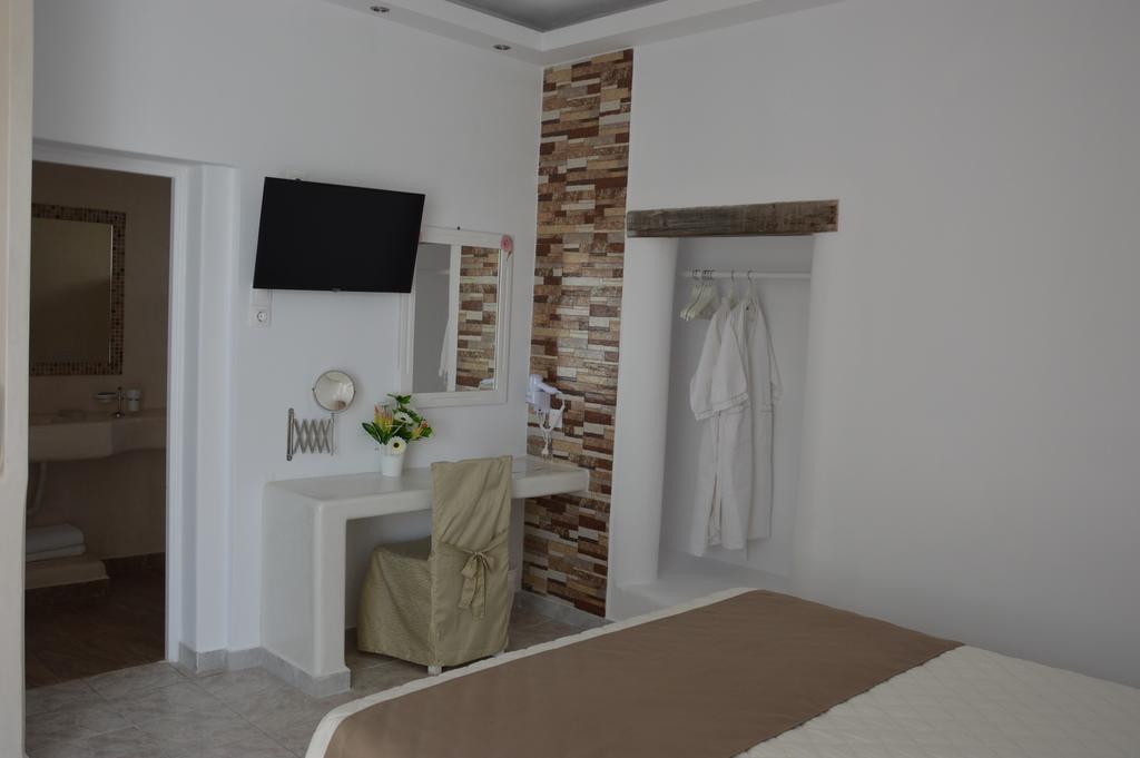 Agios Georgios  Pantheon Hotel מראה חיצוני תמונה